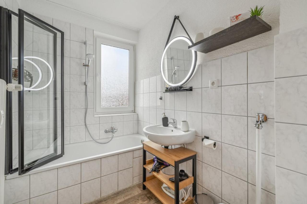 Amalfi A02 - 2 Zi Fuer 4P - Balkon, Smart Tv, Boxspringbett Apartment Кайзерслаутерн Екстериор снимка